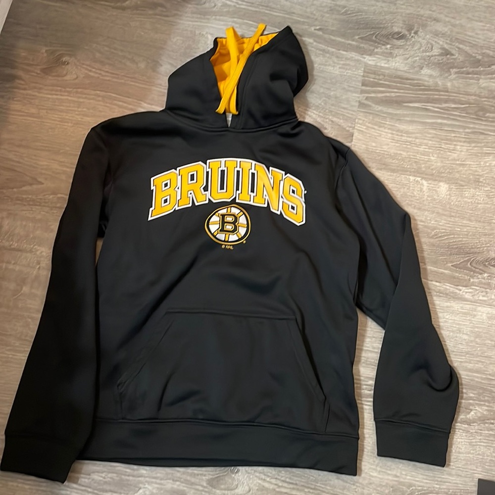 Bruins NHL sweatshirt size small. Great material!